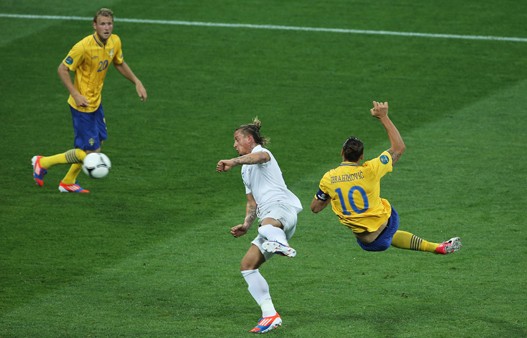 Ibrahimovic-postize-gol.jpg
