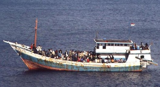 Brod-sa-spasenima.jpg