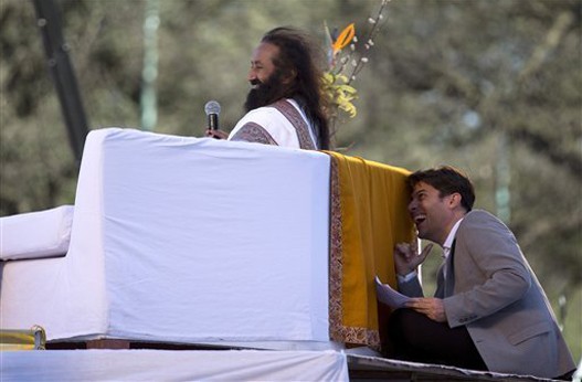 Guru-sa-asistentom.jpg