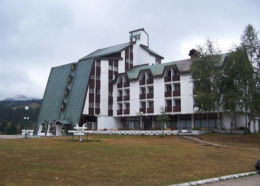 Hotel-Jezera.jpg