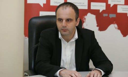 Dejan-Jovanovic.jpg Dejan-Jovanovic.jpg