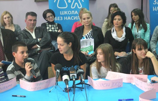 Ana-i-djaci3.jpg Ana-i-djaci3.jpg