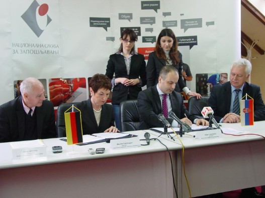 Sporazum-privremeno-zaposljavanje.jpg Sporazum-privremeno-zaposljavanje.jpg