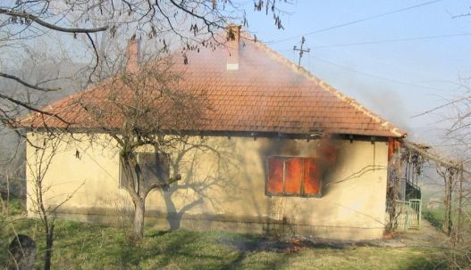 kuca gori527.jpg