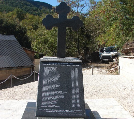 Golubic-spomenik.jpg