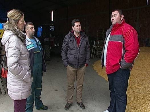 NAUKA U SELU PRESS (1-00-06-00).jpg