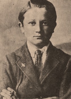 Momcilo Gavric u Favershamu 1921.jpg