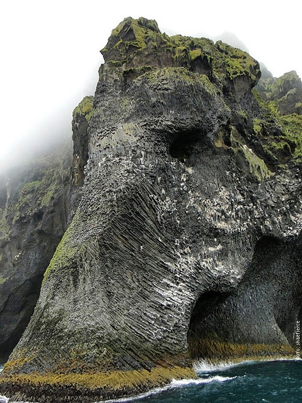Bazaltni-slon-sa-Islanda,-foto-1.jpg