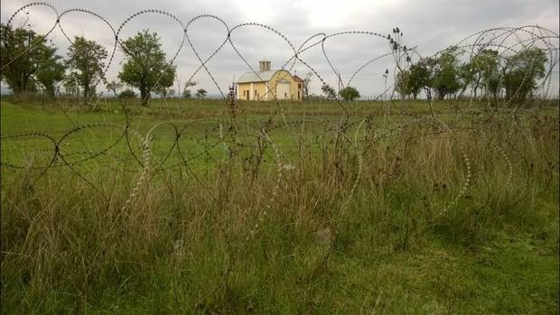 Црква Свете Тројице у Бабљаку код Урошевца