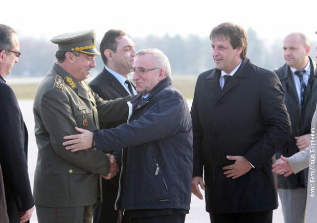 Vladimir Lazarević na niškom aerodromu Vladimir Lazarević na niškom aerodromu