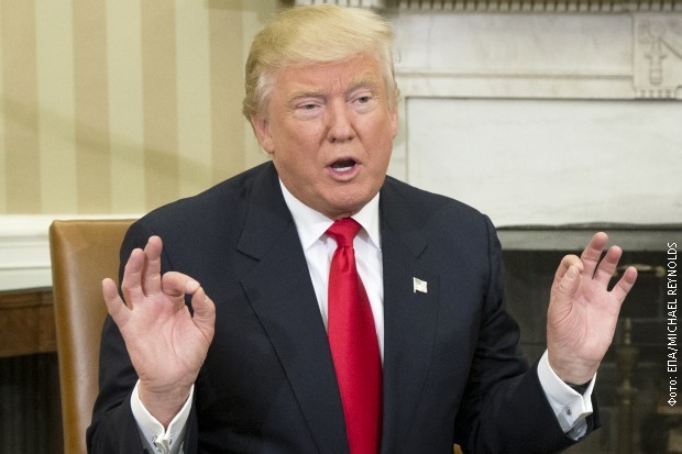 Доналд Трамп (архивска фотографија) Доналд Трамп (архивска фотографија)