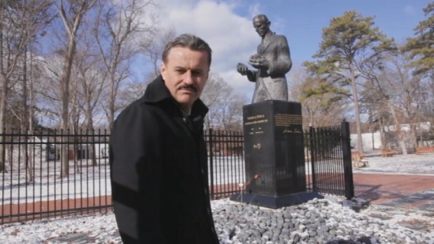 Жељко као Никола Тесла у филму 
