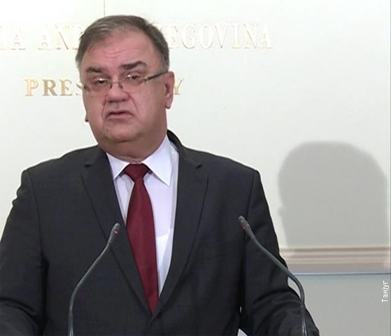 Младен Иванић (архивска фотографија) Младен Иванић (архивска фотографија)