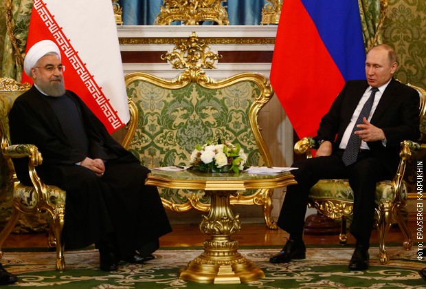 Хасан Рохани и Владимир Путин у Москви (архивска фотографија) Хасан Рохани и Владимир Путин у Москви (архивска фотографија)
