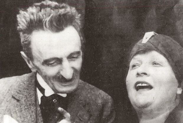 Branislav Nušić i Žanka Stokić, 1925. Branislav Nušić i Žanka Stokić, 1925.