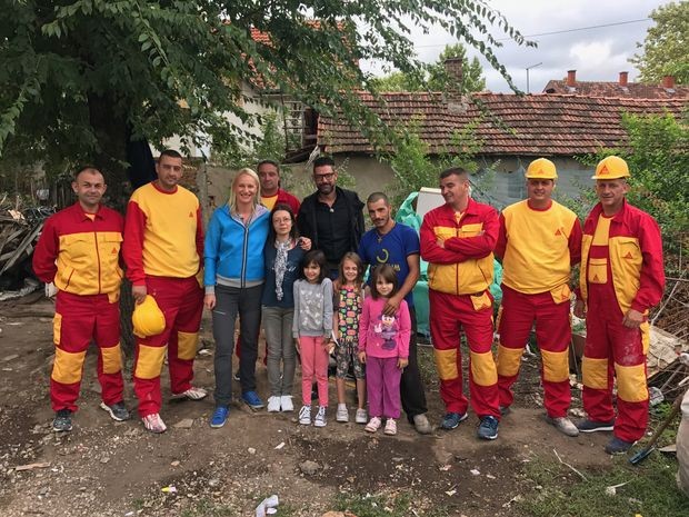 Porodica Petković i majstori Porodica Petković i majstori