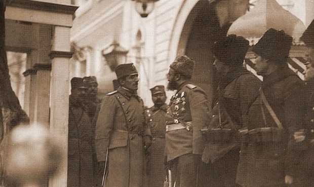 Престолонаследник Александар са руским војницима и официрима у Београду 1914. године