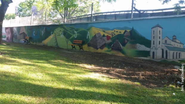 Serbia News - Page 4 Trg-mural