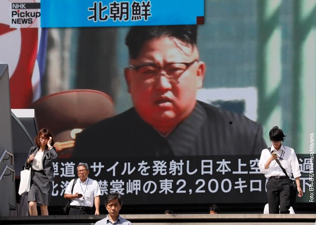 Kim Džong Un na velikom ekranu u Tokiju Kim Džong Un na velikom ekranu u Tokiju