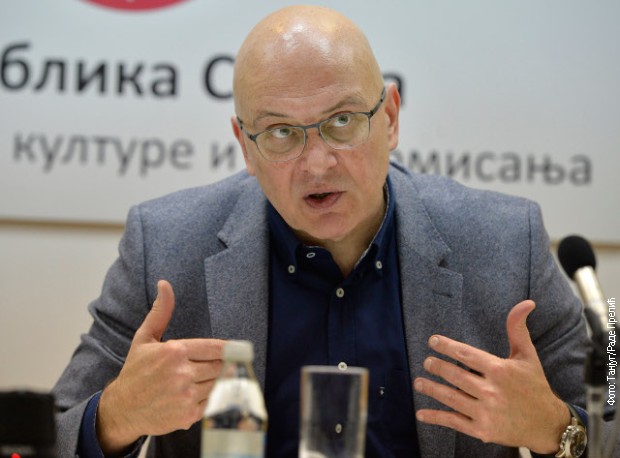 Министар културе и информисања Владан Вукосављевић