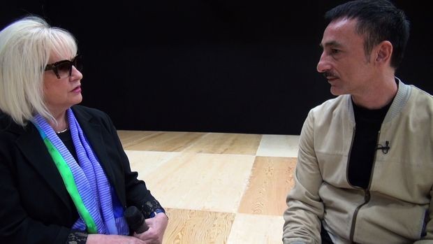 Mira Adanja Polak i Dimitris Papajoanu Mira Adanja Polak i Dimitris Papajoanu
