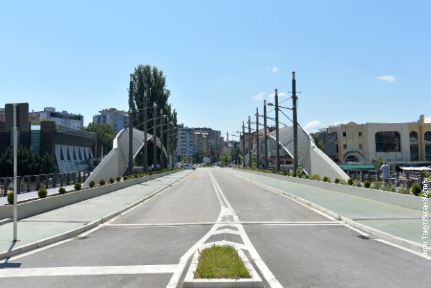 Kosovska Mitrovica (arhivska fotografija)