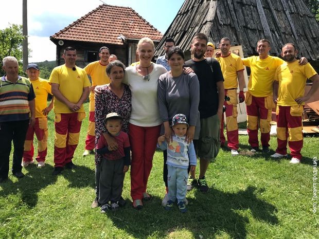 Тамара са породицом из Кремне Тамара са породицом из Кремне