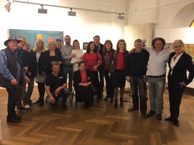 Тамара Дрезгић и Васко Васовић са члановима удружења Тамара Дрезгић и Васко Васовић са члановима удружења