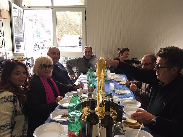 Ручак у Аматричеу