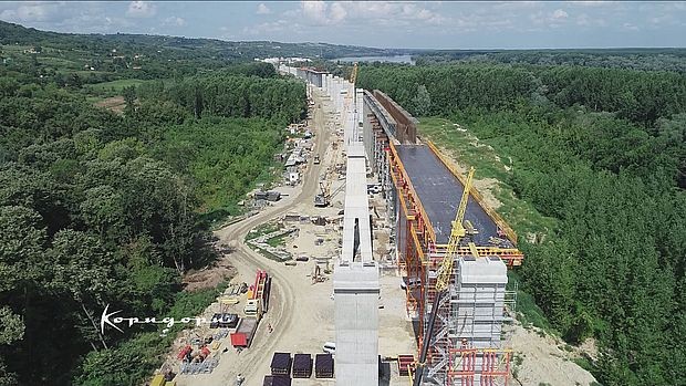Izgradnja železničkog vijadukta Izgradnja železničkog vijadukta
