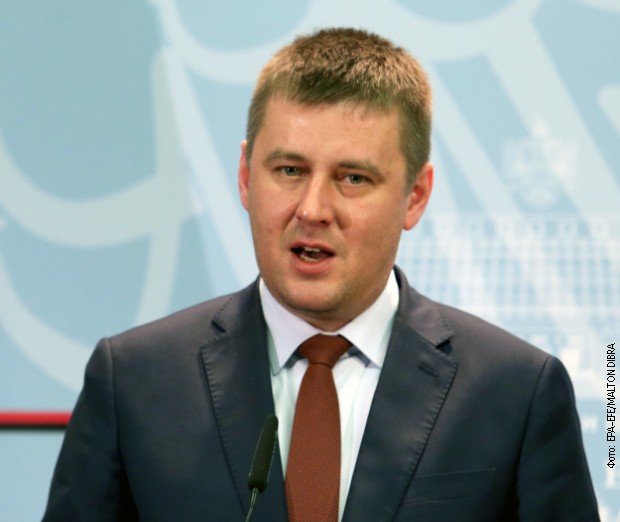 Томаш Петшичек Томаш Петшичек