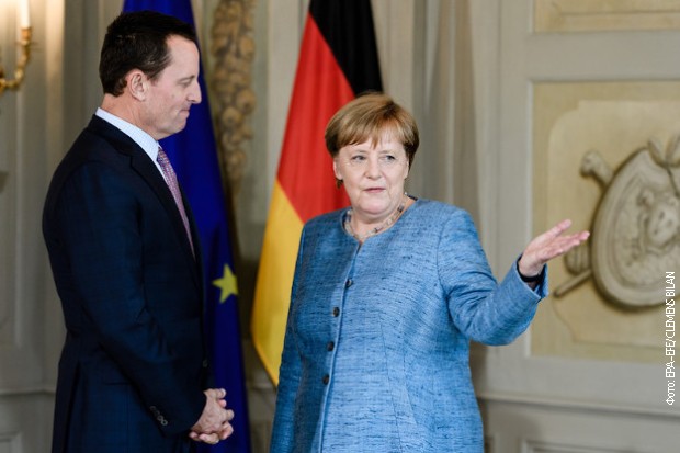 Grenel sa Merkelovom