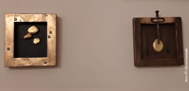 Slike-objekti Stanka Rodića, pozlaćeni obluci s obale Svete Gore