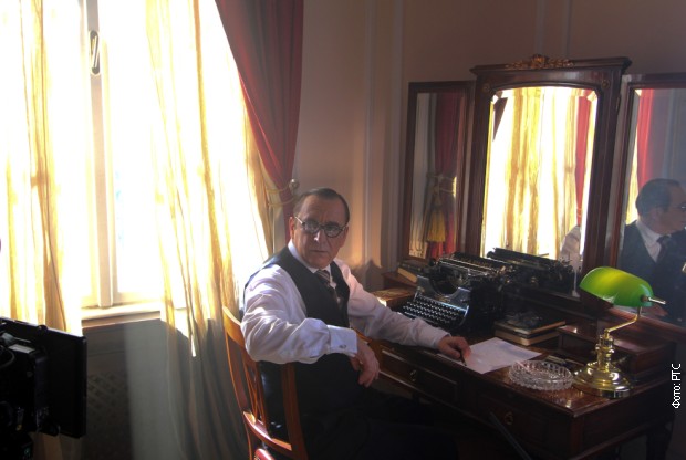 Филм истражује неизвесну судбину југослoвенских дипломата