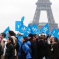 Протест против геј бракова у Паризу