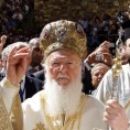 Васељенски патријарх на устоличењу папе