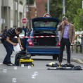 Француска, троје рањено код џамије