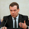 Медведев: Није Асад луд