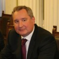 Председник Србије наградио Рогозина