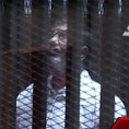 Одложено суђење Мурсију, убијен полицијски генерал