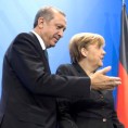 Меркелова подржава преговоре са Турском