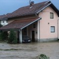 Поплаве и даље угрожавају БиХ