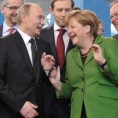Путин и Меркелова најчешће "на вези"