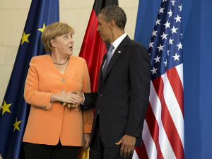 Обама и Меркел забринути због повећања насиља у Украјини