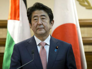 Абе: Јапан у трци са временом за ослобађање талаца