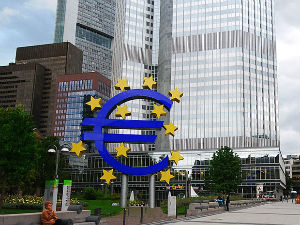 ЕЦБ ће одобрити хитне зајмове грчким банкама