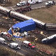 САД, воз ударио у камион, неколико путника повређено
