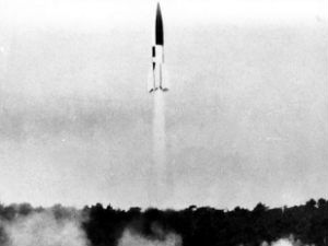 Хитлер тестирао ракете Фау-2 на Немцима