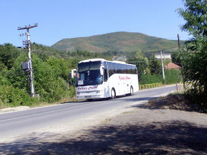 Гњилане,  српски ђаци избачени из аутобуса и остављени на путу