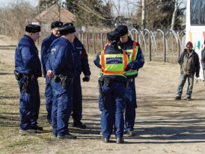 Хапшење због кријумчарења миграната у Мађарској